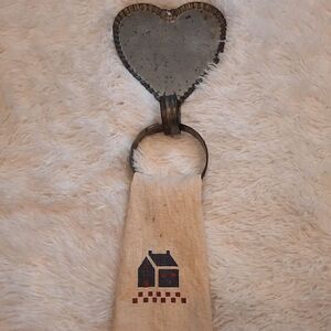 Vintage Towel Holder Heart Shaped Tin with Hand Towel
